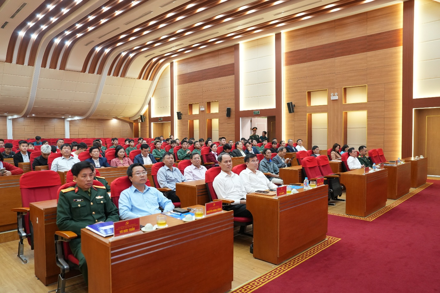 Xã Gia Lâm tổ chức gặp mặt quân nhân xuất ngũ và công dân chuẩn bị nhập ngũ năm 2026- Ảnh 1.