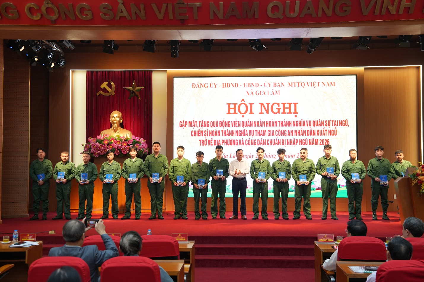 Xã Gia Lâm tổ chức gặp mặt quân nhân xuất ngũ và công dân chuẩn bị nhập ngũ năm 2026- Ảnh 4.