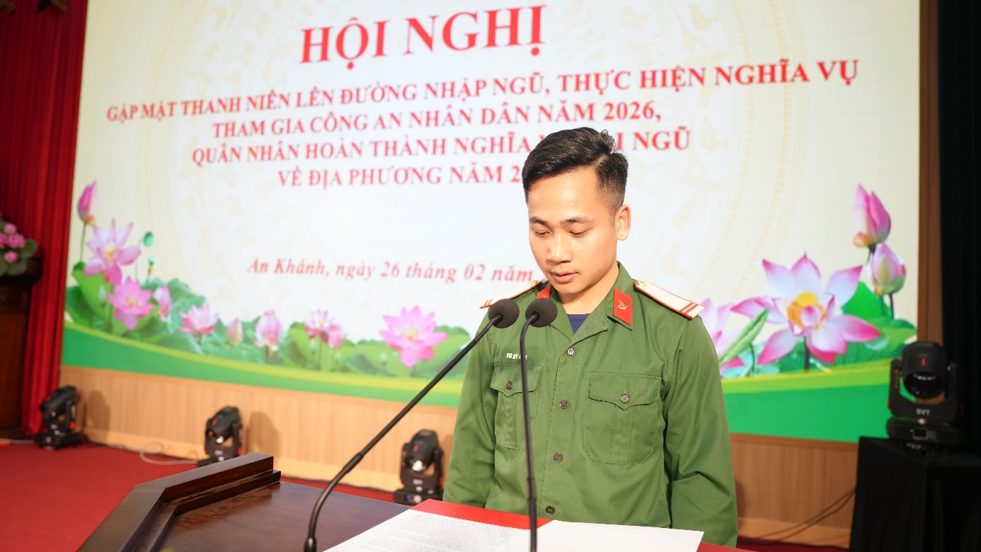 An Khánh gặp mặt&nbsp;thanh niên lên&nbsp;đường nhập ngũ thực hiện nghĩa vụ&nbsp;quân sự,&nbsp;tham gia công an nhân dân năm 2026; gặp mặt&nbsp;quân nhân xuất ngũ về&nbsp;địa phương năm 2025- Ảnh 7.