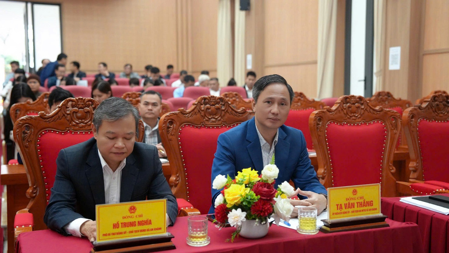 A group of men sitting at a table  AI-generated content may be incorrect.