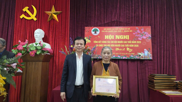 Chi hội Người Cao Tuổi tổ dân phố số 8 Nghĩa Đô, Phường Tây Hồ tổ chức chúc thọ, mừng thọ các cụ cao niên xuân Bính Ngọ 2026- Ảnh 3.