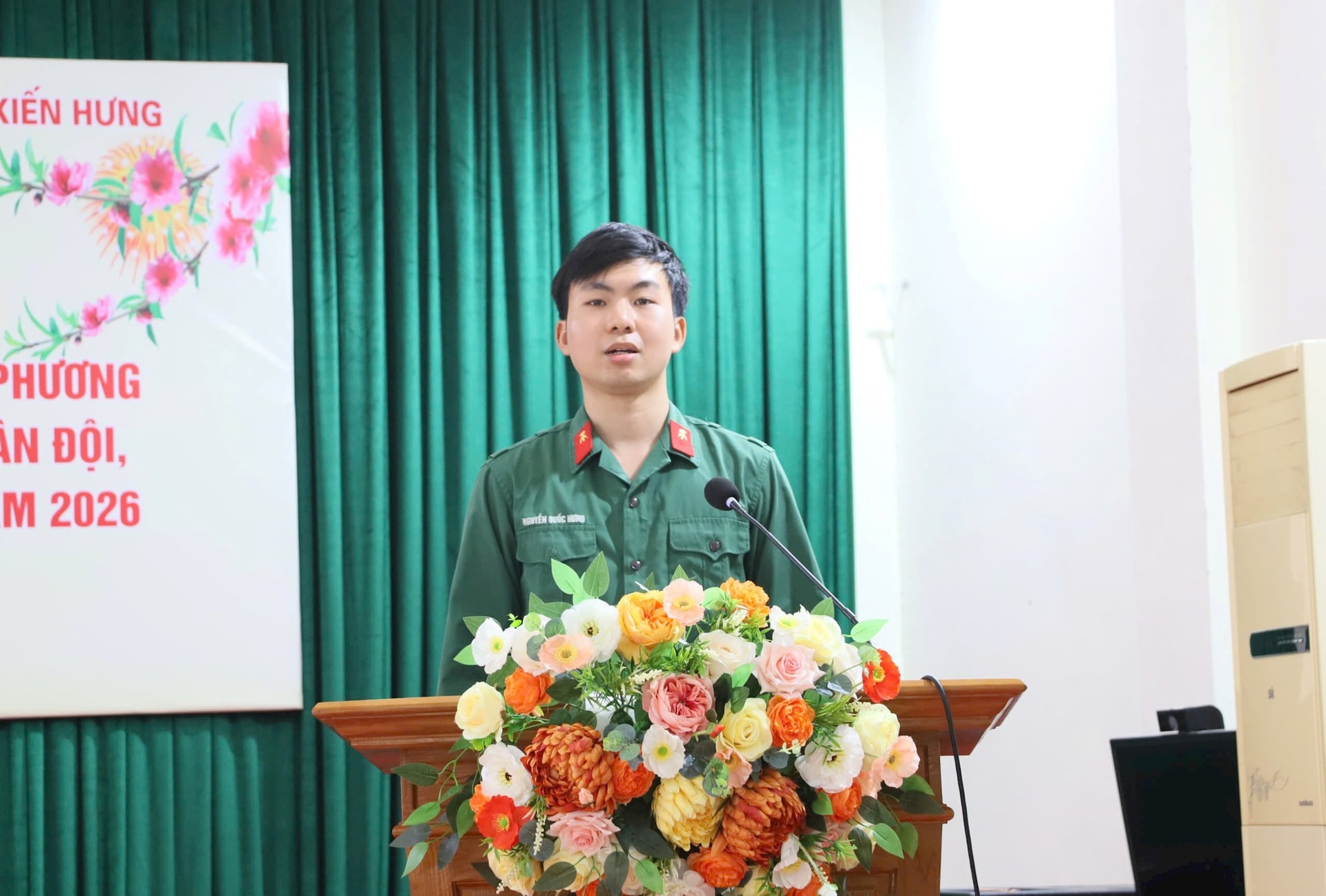 Tuổi trẻ đẹp nhất khi gắn liền với sứ mệnh bảo vệ đất nước- Ảnh 3.