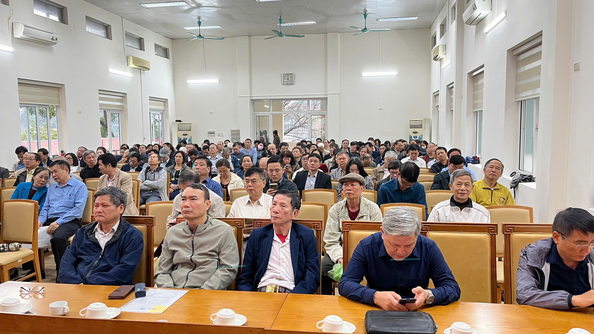 Phường Nghĩa Đô tiếp sóng Hội nghị trực tuyến toàn quốc triển khai công tác bầu cử đại biểu Quốc hội và HĐND các cấp, nhiệm kỳ 2026 - 2031- Ảnh 3.