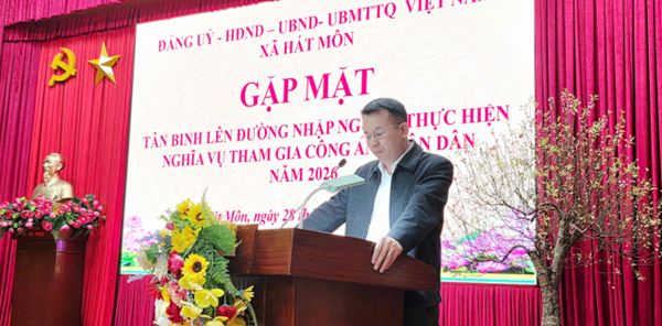 Hát Môn trang trọng gặp mặt Tân binh chuẩn bị nhập ngũ năm 2026- Ảnh 6.