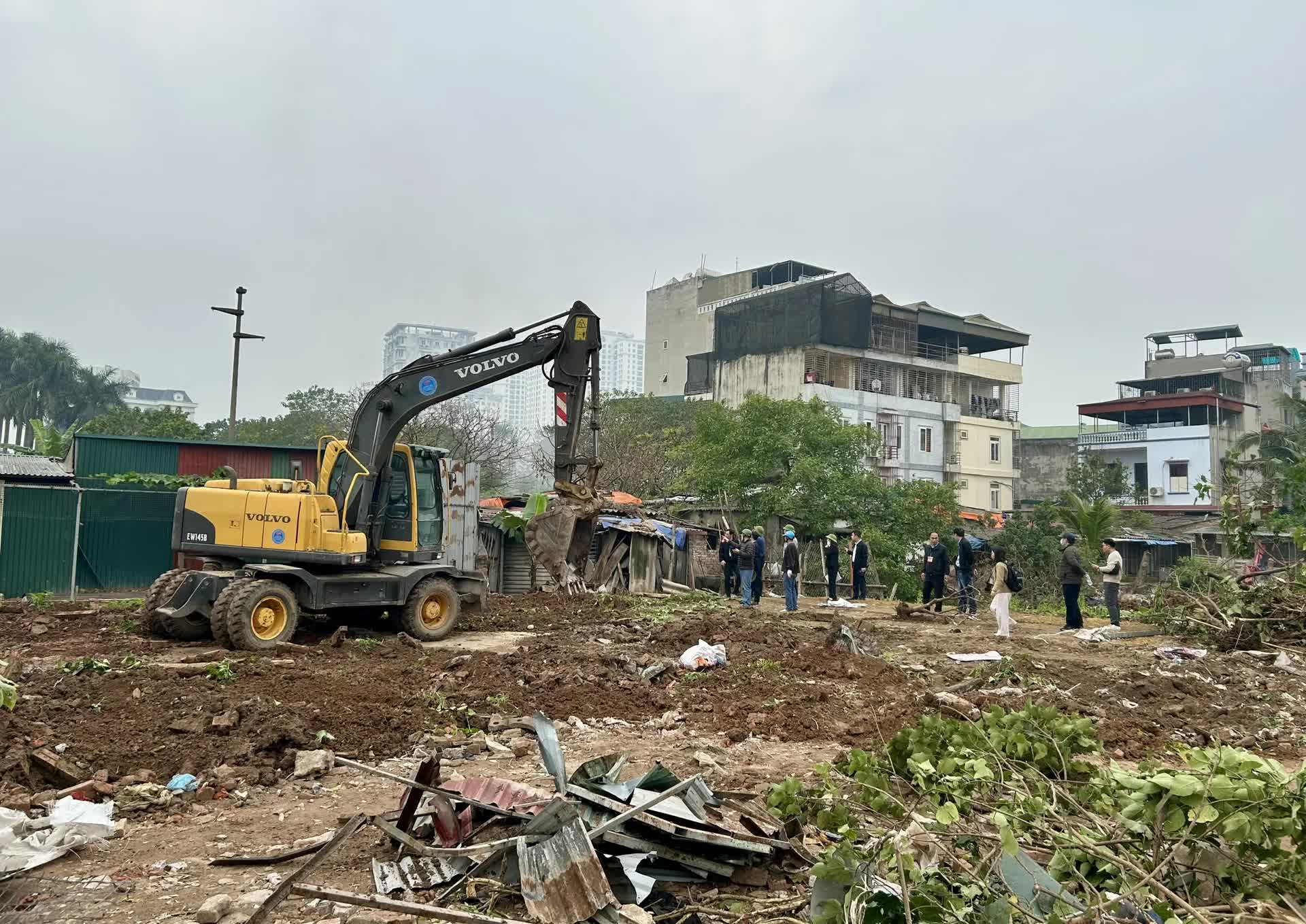 Phường Hoàng Mai cưỡng chế thu hồi đất thực hiện Dự án nối từ Khu đô thị Đồng Tàu đến đường Giải Phóng- Ảnh 4.