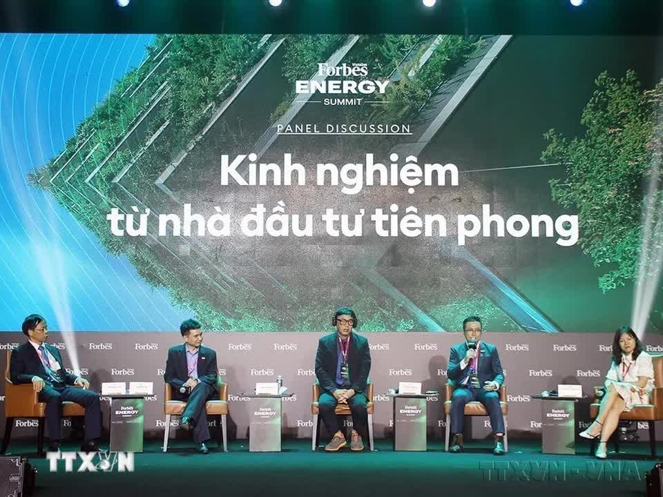 96 năm thành lập Đảng: Dân tộc Việt Nam vững bước vào kỷ nguyên phát triển mới- Ảnh 24.