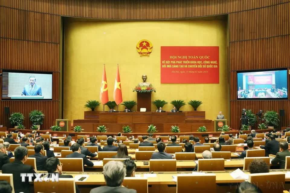 96 năm thành lập Đảng: Dân tộc Việt Nam vững bước vào kỷ nguyên phát triển mới- Ảnh 8.