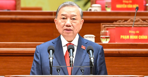 Vững bước dưới cờ Đảng