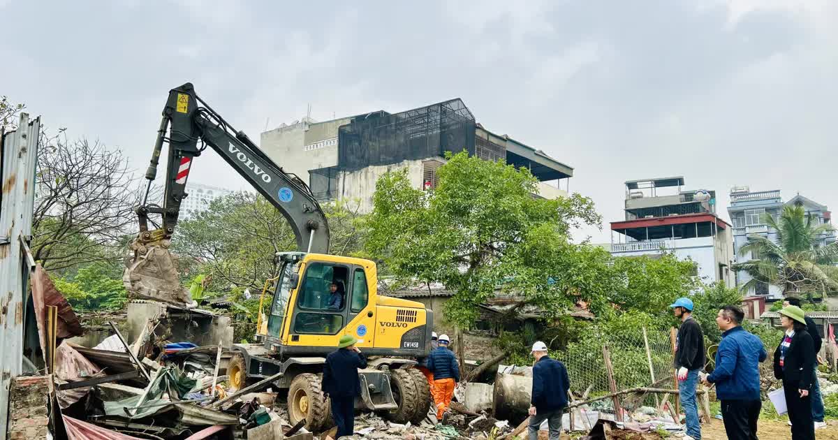 Phường Hoàng Mai cưỡng chế thu hồi đất thực hiện Dự án nối từ Khu đô thị Đồng Tàu đến đường Giải Phóng