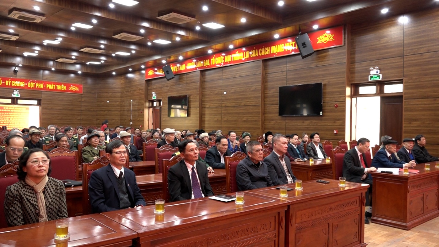 C:\Users\NOVATECHPC\Desktop\BKAVQ 2026\GAP MAT LANH DAO\Sequence 01.00_14_54_15.Still046.jpg