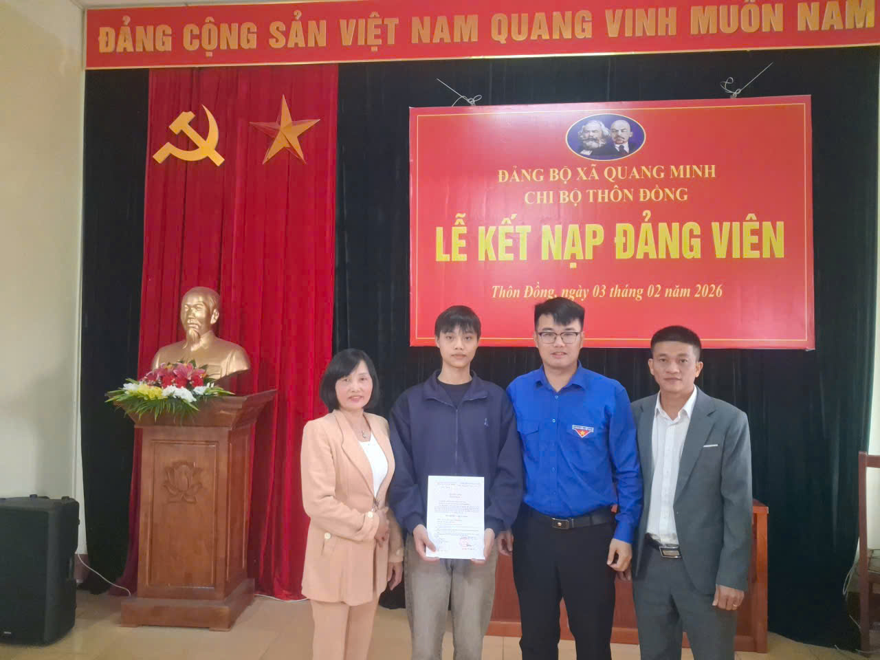 Đảng bộ xã Quang Minh: Kết nạp Đảng cho 6 thanh niên tình nguyện nhập ngũ năm 2026- Ảnh 3.