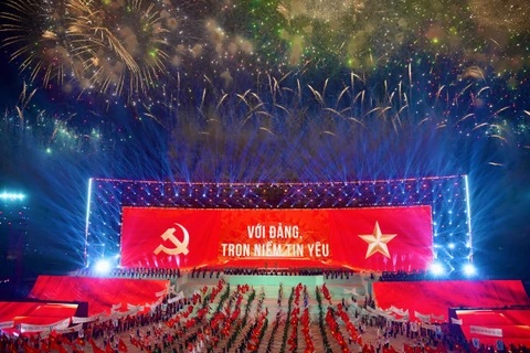 Vững bước dưới cờ Đảng- Ảnh 2.