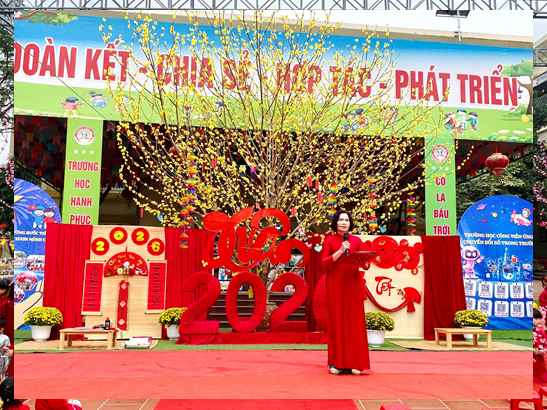 Tưng bừng hoạt động “Xuân yêu thương” tại Trường Mầm non Liên Trung- Ảnh 2.