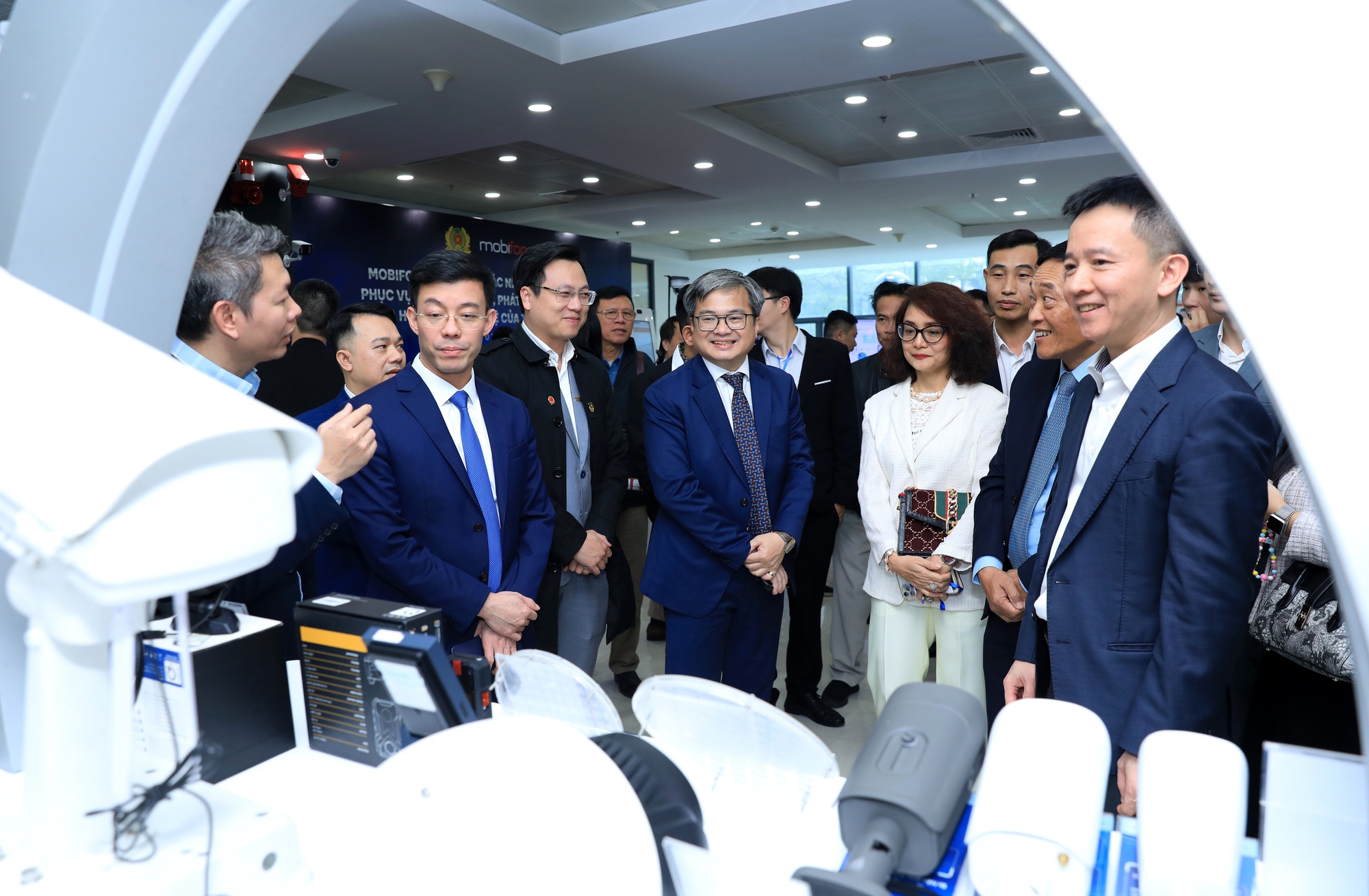 Ra mắt Sàn Giao dịch công nghệ Hà Nội và Chợ Chuyển đổi số thế hệ mới- Ảnh 8.