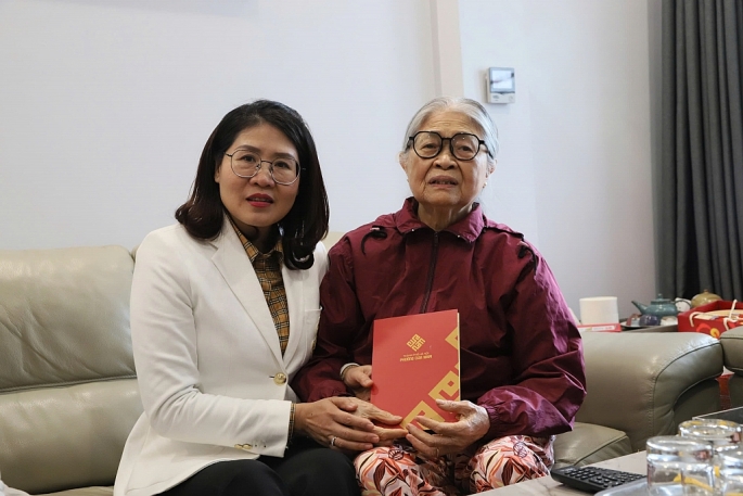 Phường Cửa Nam thăm, tặng quà các gia đình chính sách nhân dịp Tết cổ truyền Bính Ngọ 2026- Ảnh 3.