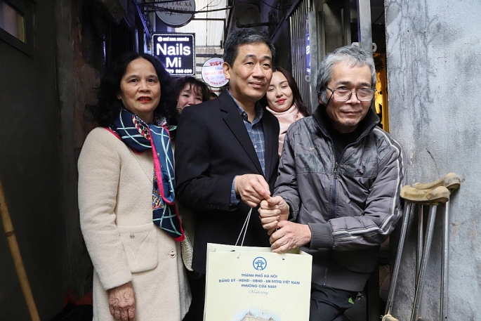 Phường Cửa Nam thăm, tặng quà các gia đình chính sách nhân dịp Tết cổ truyền Bính Ngọ 2026- Ảnh 6.