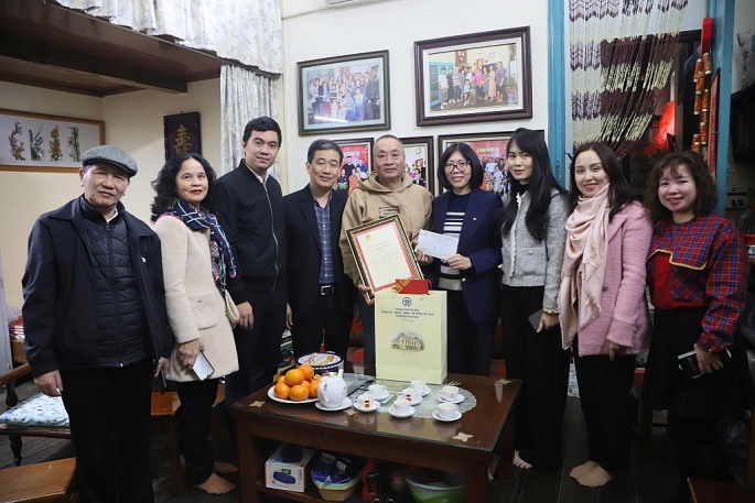 Phường Cửa Nam thăm, tặng quà các gia đình chính sách nhân dịp Tết cổ truyền Bính Ngọ 2026- Ảnh 7.