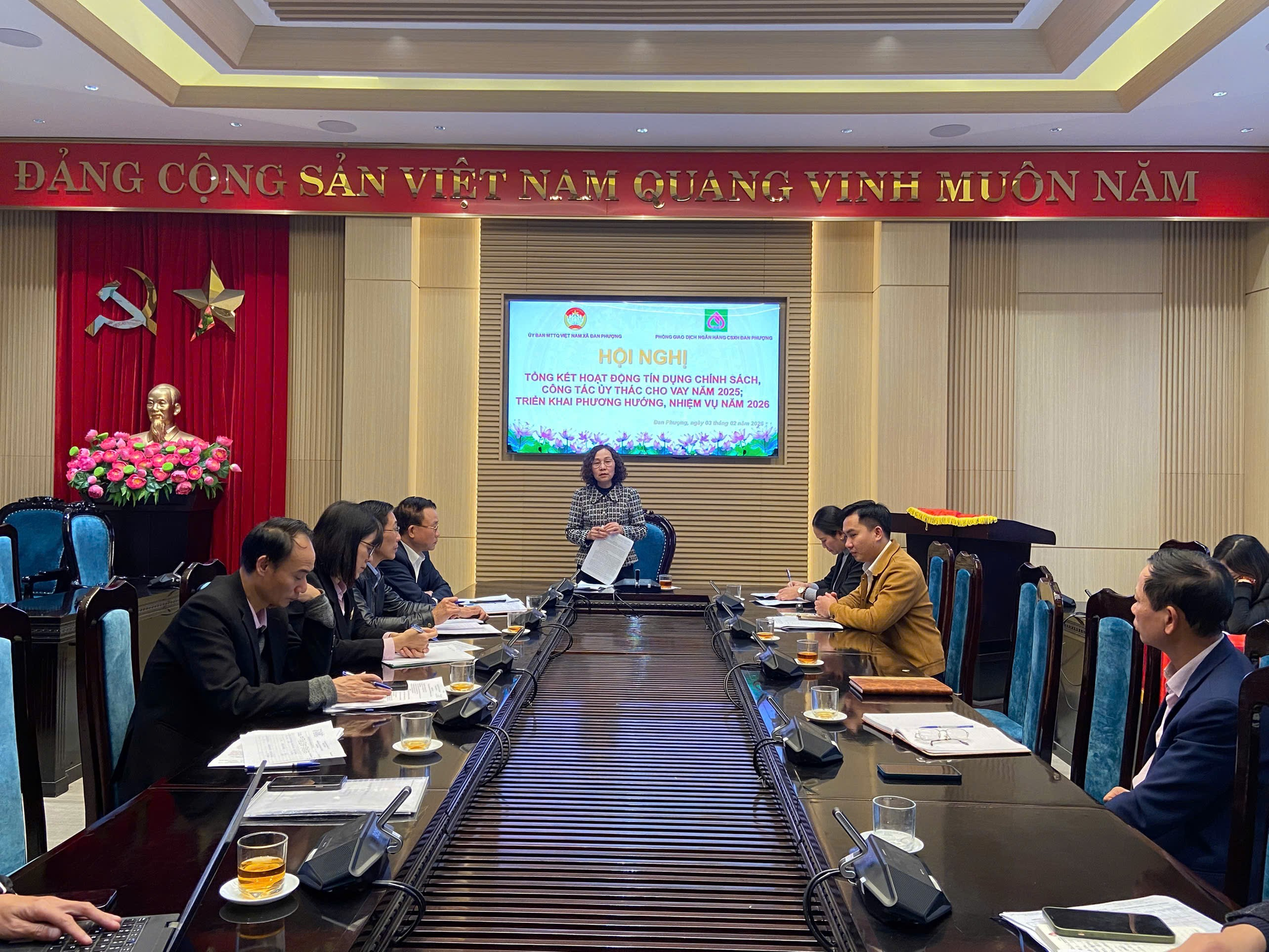 Hội nghị tổng kết hoạt động tín dụng chính sách công tác ủy thác cho vay năm 2025, phương hướng nhiệm vụ năm 2026.- Ảnh 1.