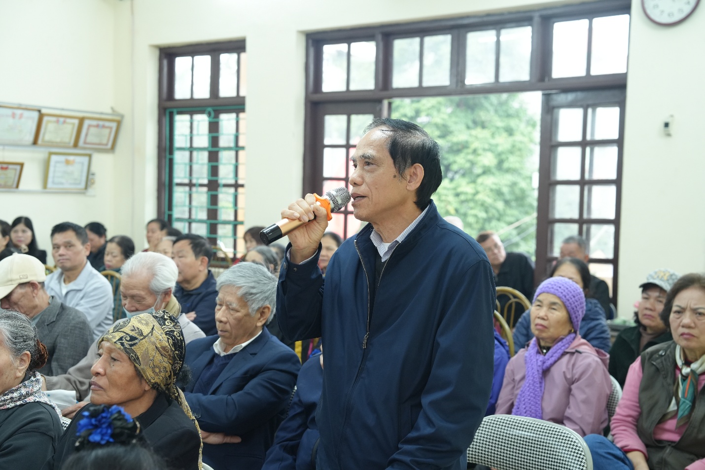 Hội nghị lấy ý kiến nhận xét và tín nhiệm của cử tri nơi cư trú đối với người ứng cử đại biểu Hội đồng nhân dân các cấp- Ảnh 3.