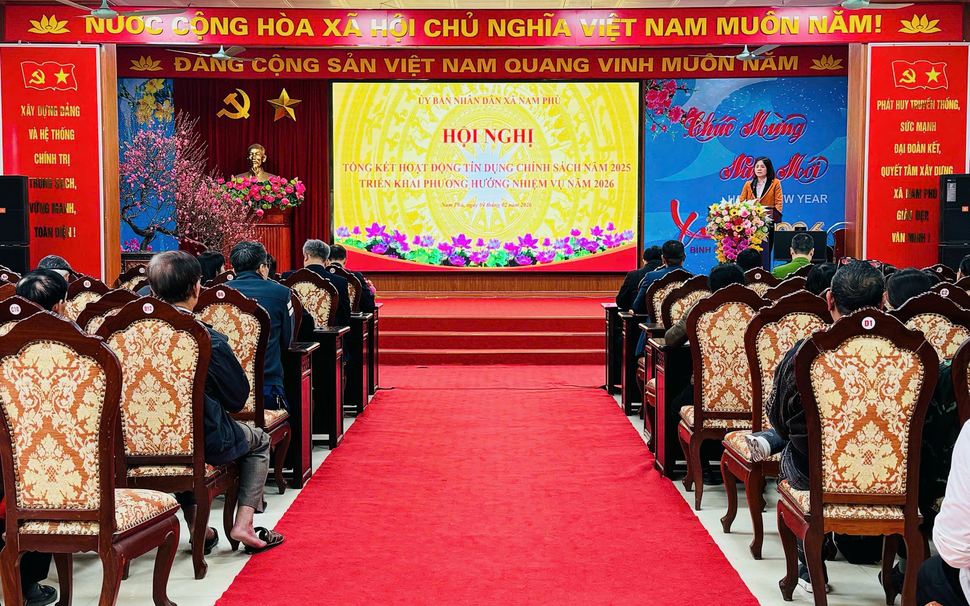 Nam Phù khen thưởng 13 tập thể, cá nhân tiêu biểu trong công tác tín dụng chính sách xã hội
