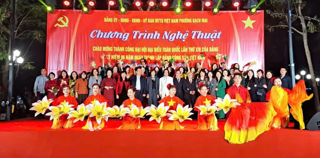 Phường Bạch Mai: Đặc sắc chương trình nghệ thuật mừng Đảng, mừng Xuân- Ảnh 1.