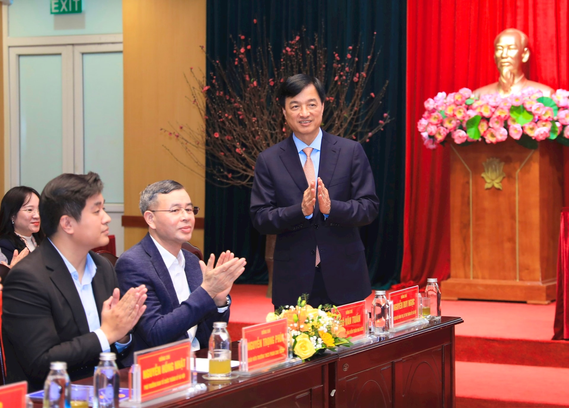 100% cử tri nơi cư trú nhất trí giới thiệu đồng chí Nguyễn Duy Ngọc ứng cử đại biểu Quốc hội khóa XVI- Ảnh 3.