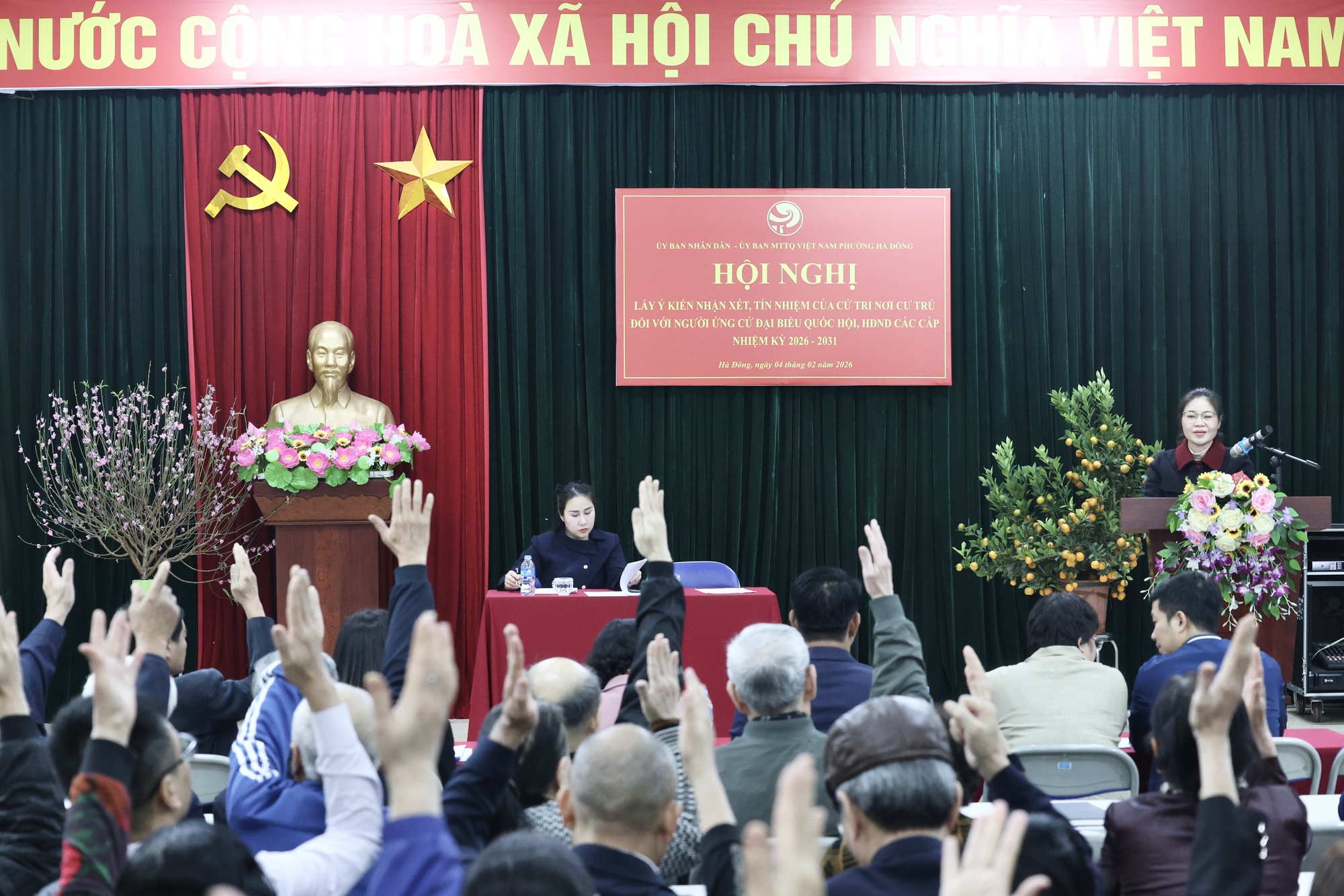 Cử tri nơi cư trú nhất trí giới thiệu bà Nguyễn Thị Tuyến ứng cử Đại biểu Quốc hội khóa XVI- Ảnh 8.