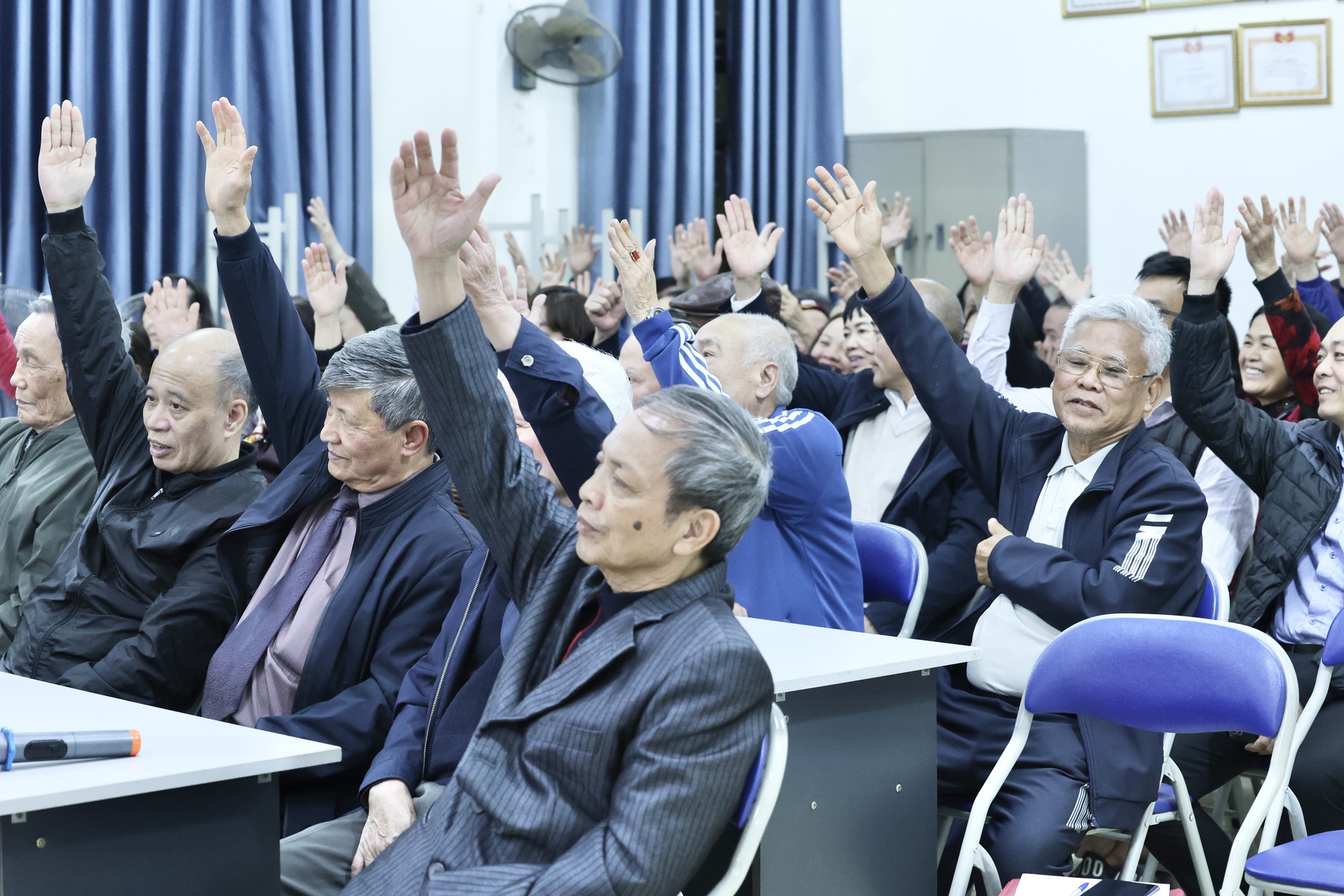 Cử tri nơi cư trú nhất trí giới thiệu bà Nguyễn Thị Tuyến ứng cử Đại biểu Quốc hội khóa XVI- Ảnh 7.