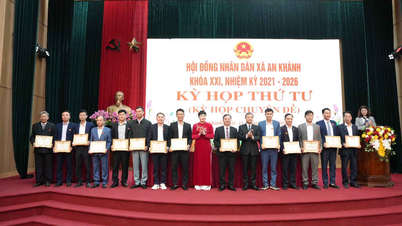 Kỳ họp thứ tư (Kỳ họp chuyên đề) HĐND xã An Khánh, khóa XXI- Ảnh 11.