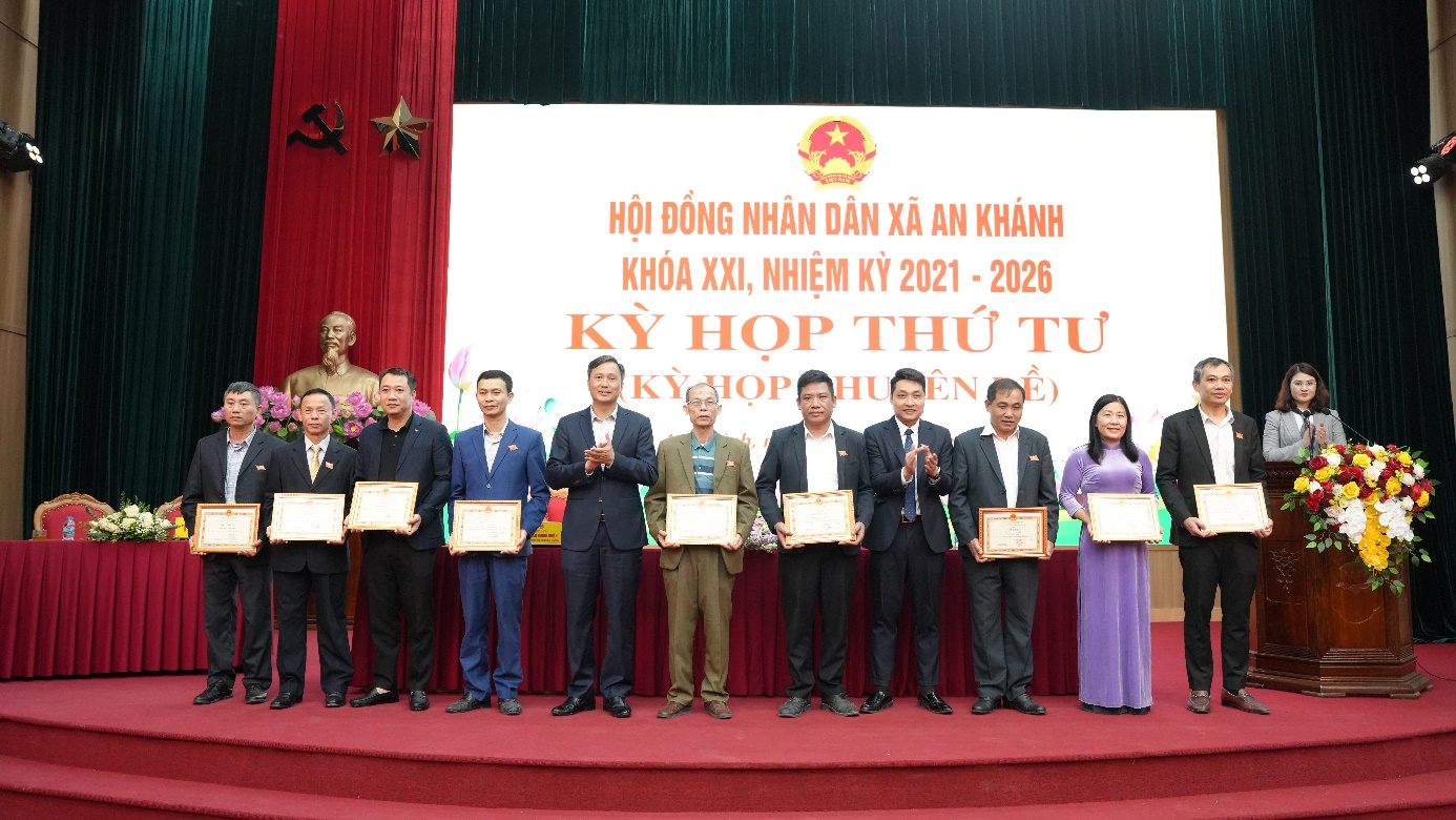 Kỳ họp thứ tư (Kỳ họp chuyên đề) HĐND xã An Khánh, khóa XXI- Ảnh 12.