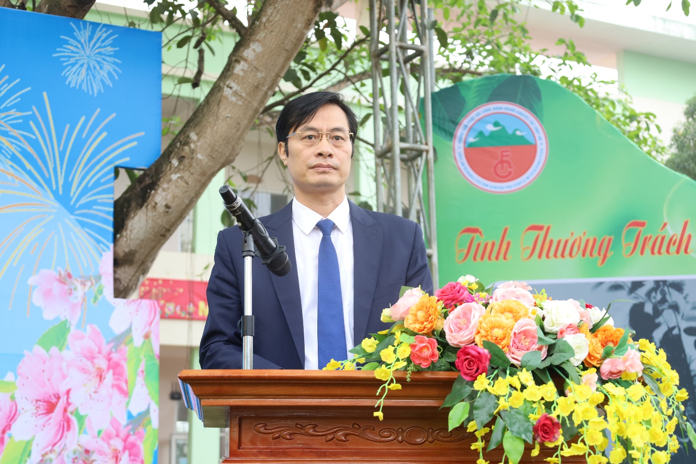 D:\Desktop\Tết yêu thương công đoàn\IMG_9589.JPG