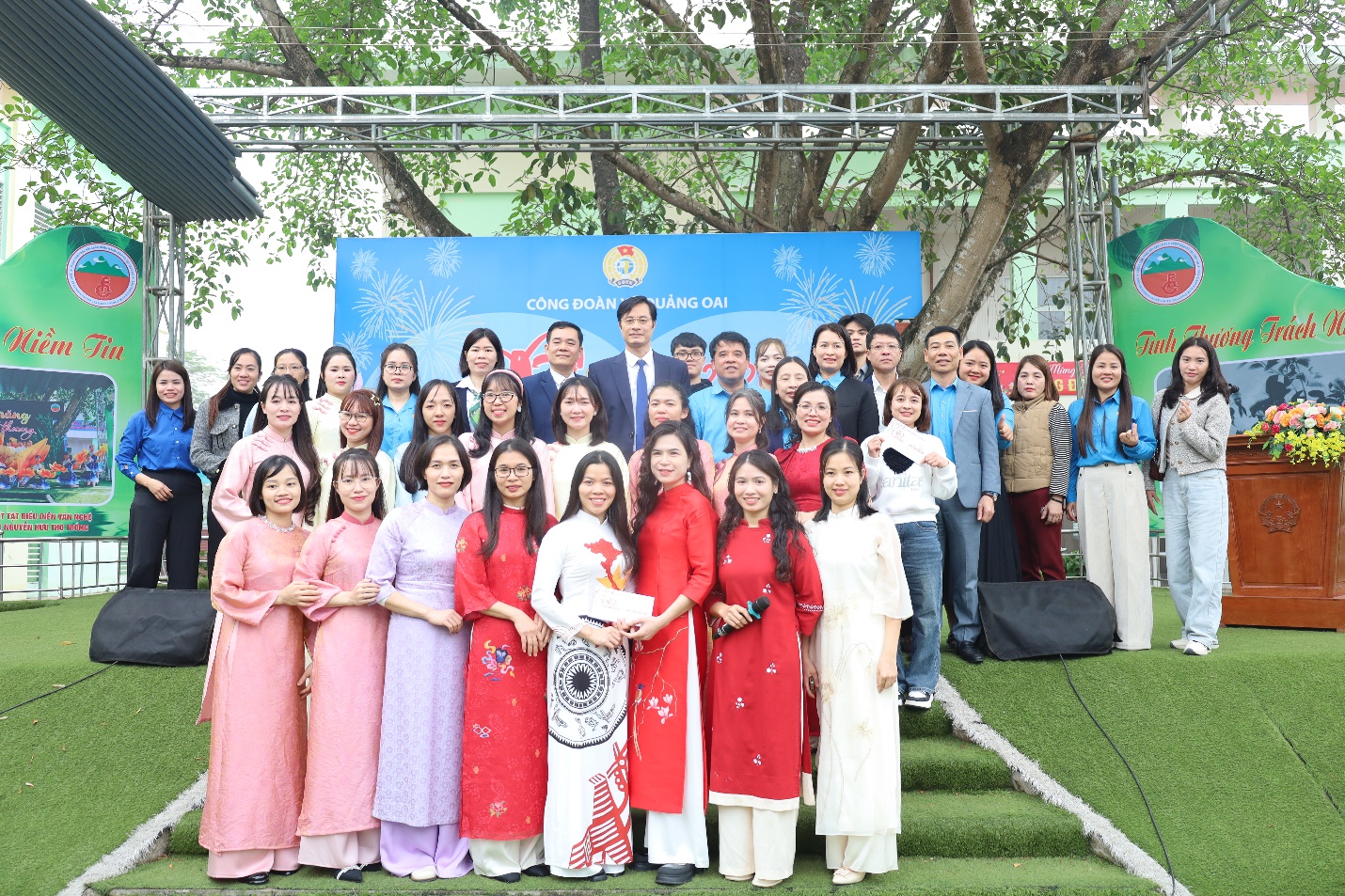 D:\Desktop\Tết yêu thương công đoàn\IMG_9627.JPG