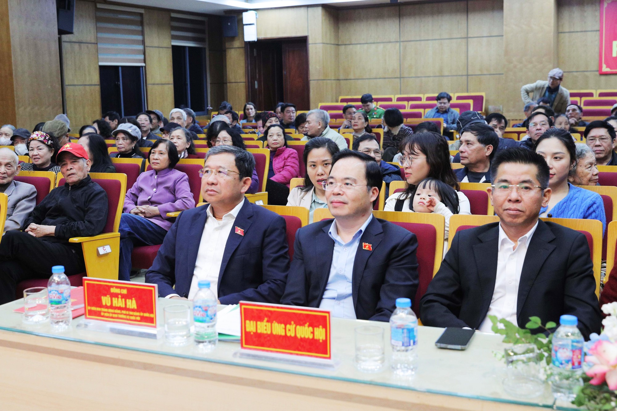 Phường Ngọc Hà tổ chức Hội nghị lấy ý kiến cử tri nơi cư trú đối với người ứng cử đại biểu Quốc hội Khóa XVI- Ảnh 1.