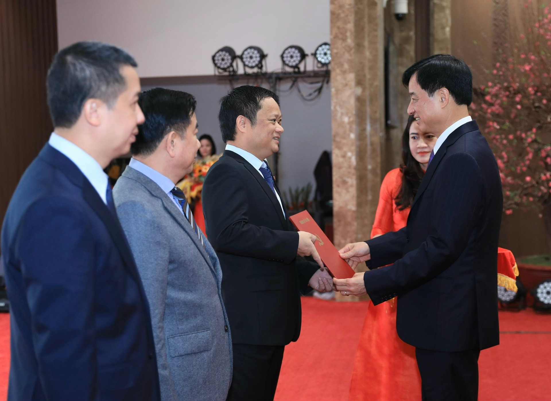 Công bố và trao Quyết định thành lập Cơ quan Báo và Phát thanh, Truyền hình Hà Nội- Ảnh 4.