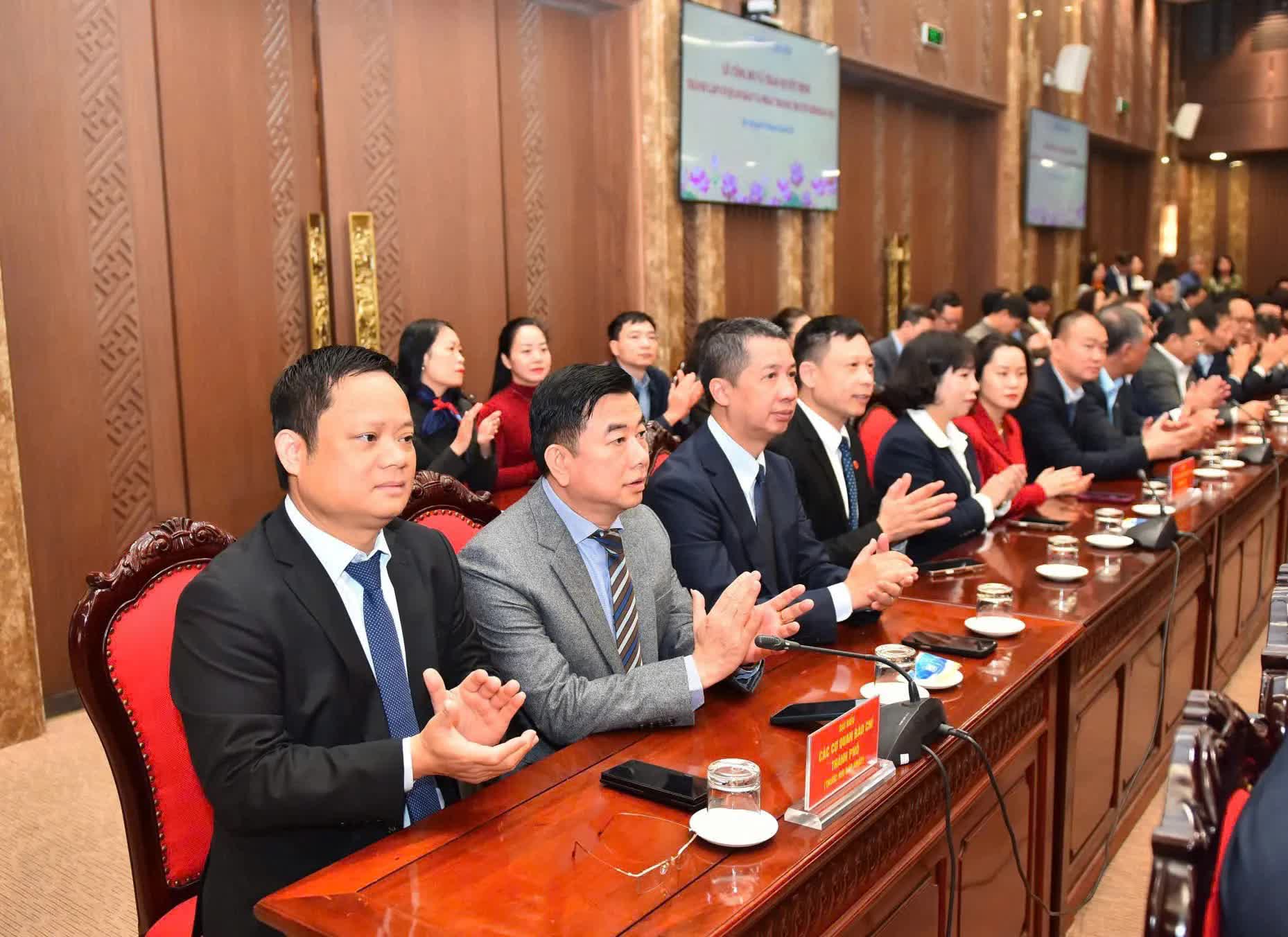 Công bố và trao Quyết định thành lập cơ quan Báo và phát thanh, truyền hình Hà Nội- Ảnh 7.