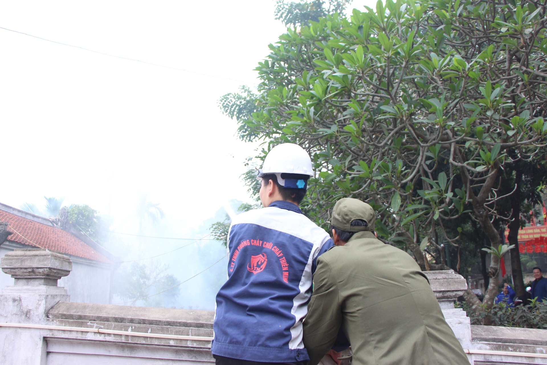 Phường Ba Đình diễn tập chữa cháy tại di tích đình Ngọc Hà- Ảnh 3.