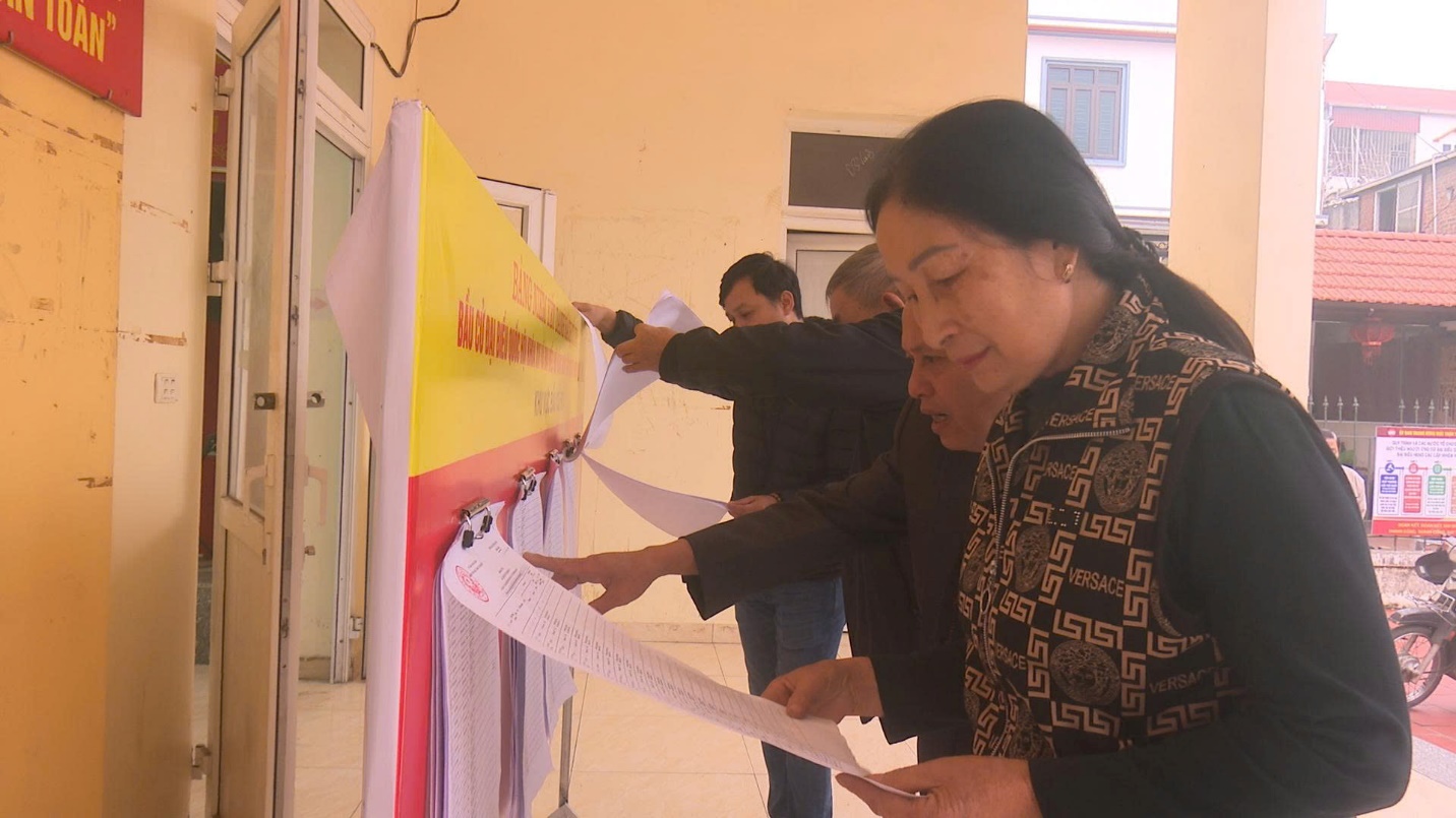 Ý nghĩa và trách nhiệm của cử tri Hoài Đức trong việc niêm yết danh sách cử tri- Ảnh 2.