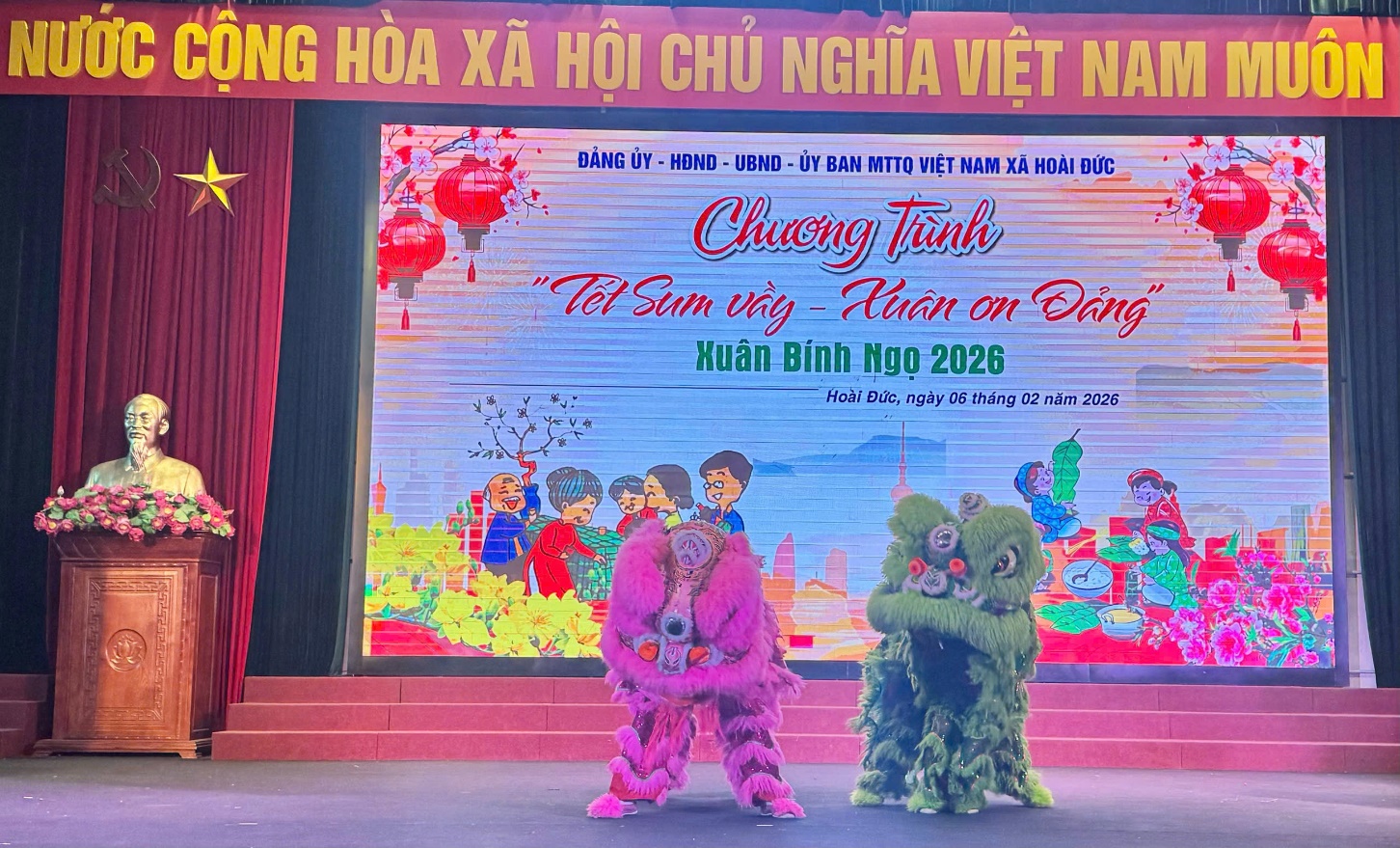 Đảng ủy - HĐND - UBND - UBMTTQ xã Hoài Đức tổ chức trao hơn 330 suất quà tại Chương trình “Tết sum vầy - Xuân ơn Đảng”- Ảnh 1.