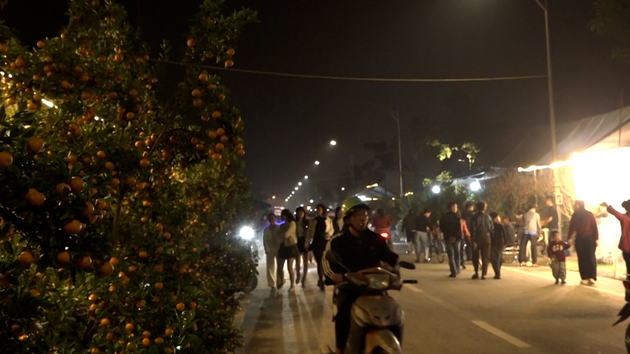 C:\Users\NOVATECHPC\Desktop\BKAVQ 2026\KHAI MAC CHO HOA XUAN\Sequence 01.00_25_18_24.Still065.jpg