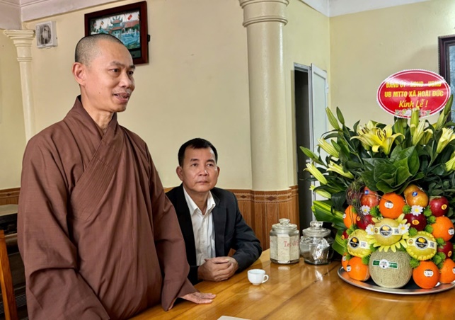 Đồng chí Kiều Duy Tập - UV BTV, Chủ nhiệm UB Kiểm tra thăm, tặng quà đối tượng chính sách và chùa Diên Phúc nhân dịp Tết Nguyên đán Bính Ngọ 2026- Ảnh 7.