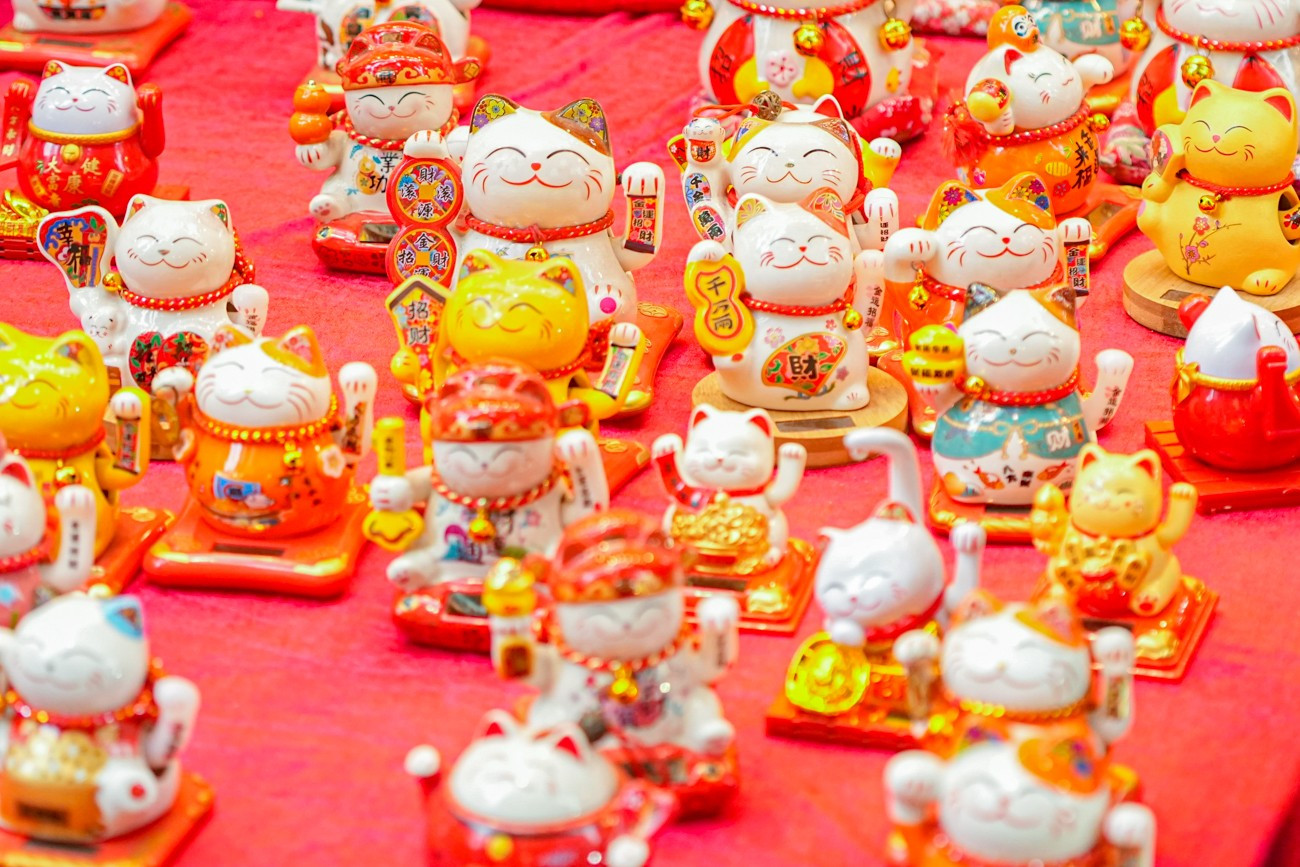 Chợ hoa Hàng Lược 'đánh thức' Tết Bính Ngọ giữa lòng phố cổ- Ảnh 23.