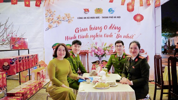 Hoài Đức tổ chức Chương trình "Tết sum vầy - Xuân ơn Đảng" và khai mạc chợ hoa Xuân Bính Ngọ 2026- Ảnh 11.