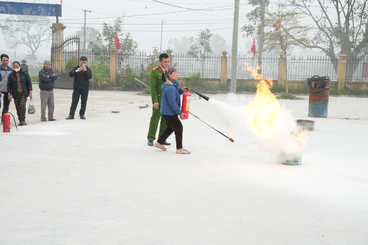 Thượng Phúc tăng cường tuyên truyền phòng cháy, chữa cháy dịp mùa hanh khô và Tết Nguyên đán Bính Ngọ 2026- Ảnh 1.