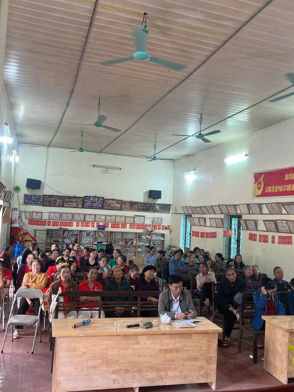 Xã Hồng Sơn 100% các thôn tổ chức thành công Hội nghị đại biểu nhân dân 2026- Ảnh 9.