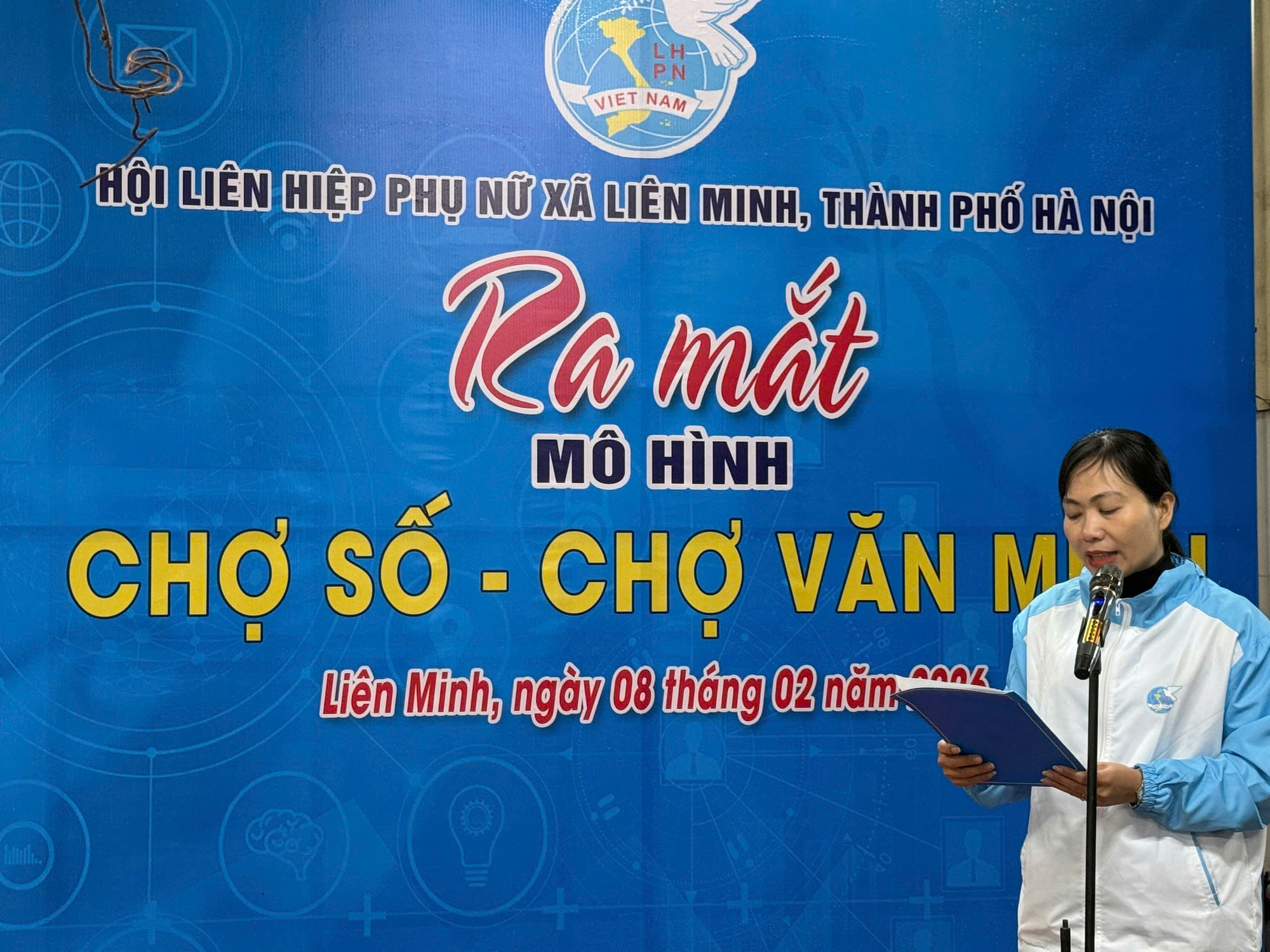 Hội Liên hiệp phụ nữ xã Liên Minh ra mắt mô hình “Chợ số - Chợ Văn minh”- Ảnh 2.