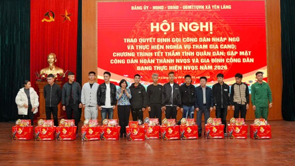 YÊN LÃNG: TỔ CHỨC HỘI NGHỊ TRAO QUYẾT ĐỊNH GỌI CÔNG DÂN NHẬP NGŨ VÀ CHƯƠNG TRÌNH “TẾT THẮM TÌNH QUÂN DÂN” NĂM 2026- Ảnh 12.