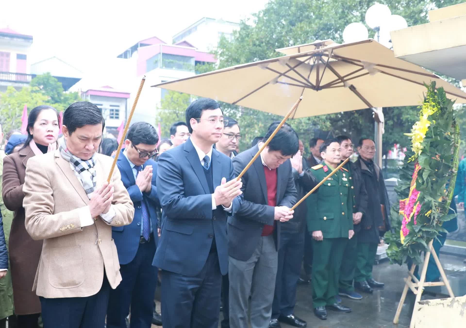 Phường Yên Sở tổ chức Lễ dâng hương tri ân Anh hùng liệt sĩ dịp Tết Bính Ngọ 2026- Ảnh 3.