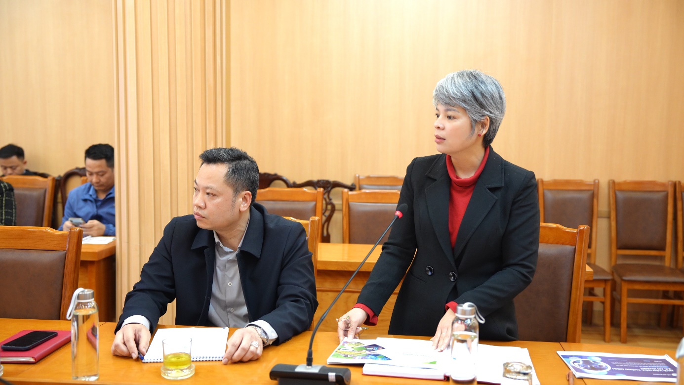 A person and person sitting at a table  AI-generated content may be incorrect.