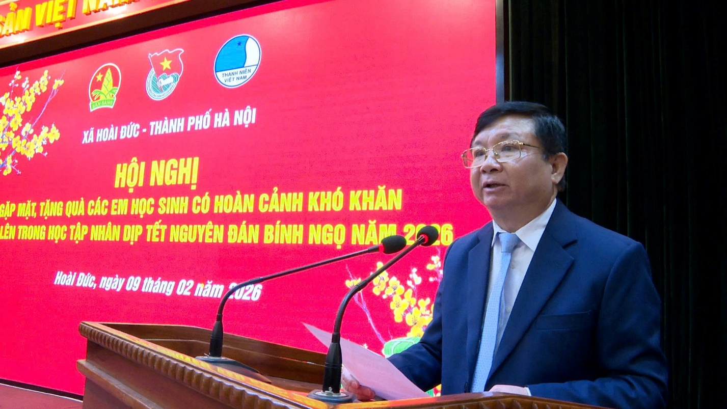 Đoàn xã Hoài Đức trao 47 xuất quà cho học sinh có hoàn cảnh khó khăn- Ảnh 3.