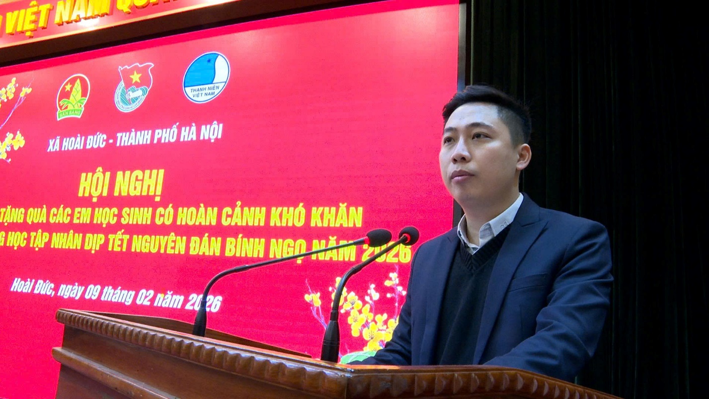 Đoàn xã Hoài Đức trao 47 xuất quà cho học sinh có hoàn cảnh khó khăn- Ảnh 4.